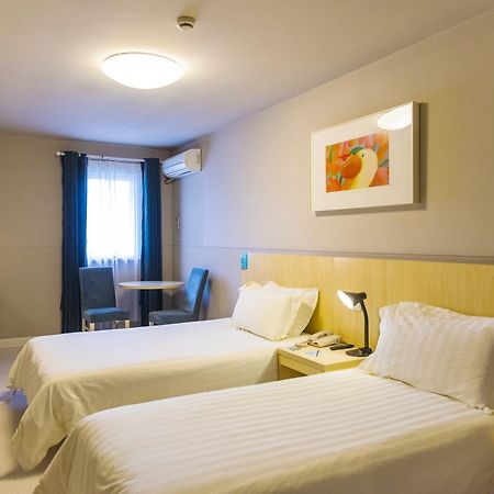 Jinjiang Inn Haimen Jiefang Middle Road Exterior photo